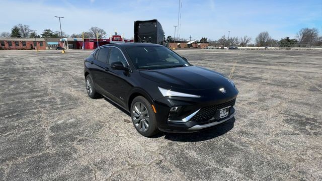 Buick Envista Vehicle Full-screen Gallery Image 02