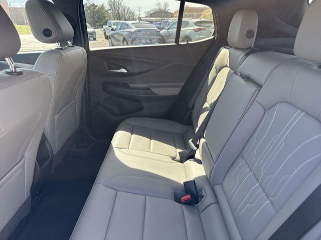 Buick Envista Vehicle Full-screen Gallery Image 22