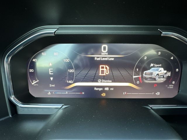 GMC Sierra 1500 Vehicle Full-screen Gallery Image 15