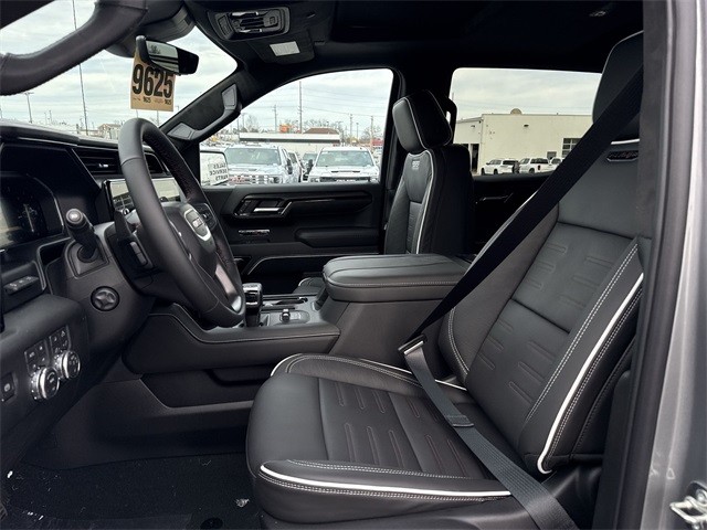 GMC Sierra 1500 Vehicle Full-screen Gallery Image 11