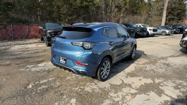 Buick Encore GX Vehicle Full-screen Gallery Image 08