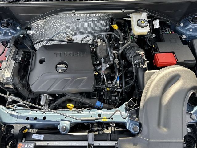 Buick Encore GX Vehicle Full-screen Gallery Image 24