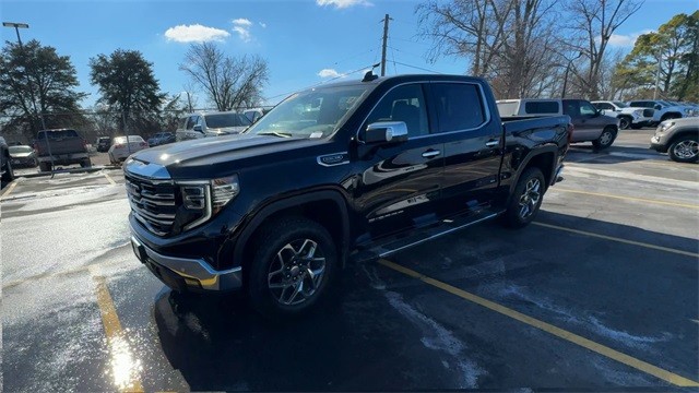GMC Sierra 1500 Vehicle Full-screen Gallery Image 04