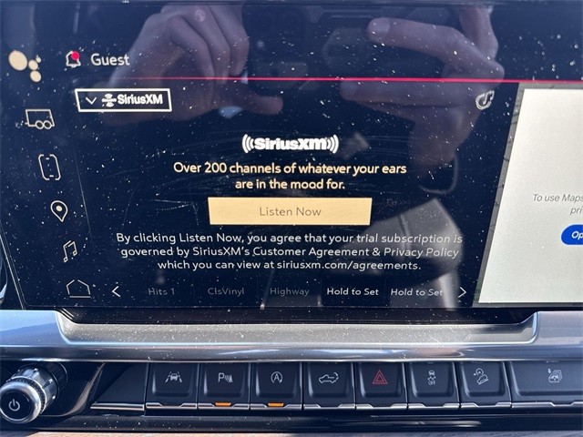 GMC Sierra 1500 Vehicle Full-screen Gallery Image 16