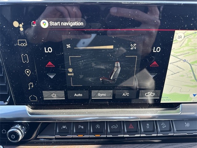 GMC Sierra 1500 Vehicle Full-screen Gallery Image 19