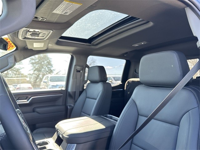 GMC Sierra 1500 Vehicle Full-screen Gallery Image 22