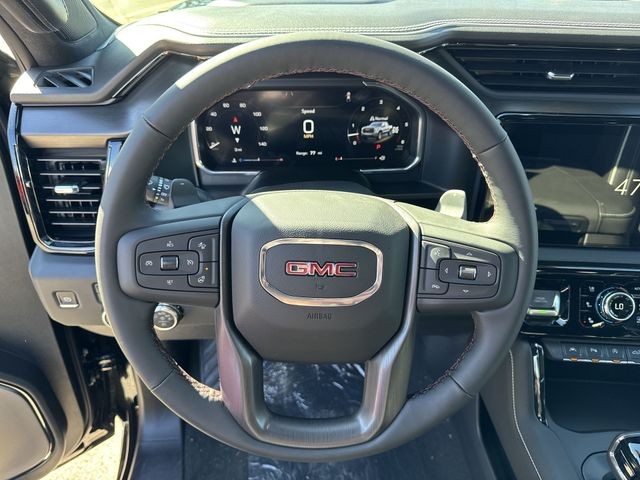 GMC Sierra 1500 Vehicle Full-screen Gallery Image 14