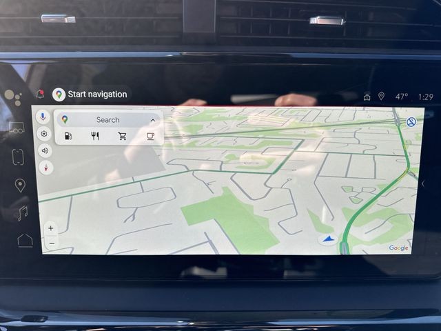 GMC Sierra 1500 Vehicle Full-screen Gallery Image 18