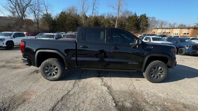 GMC Sierra 1500 Vehicle Full-screen Gallery Image 09