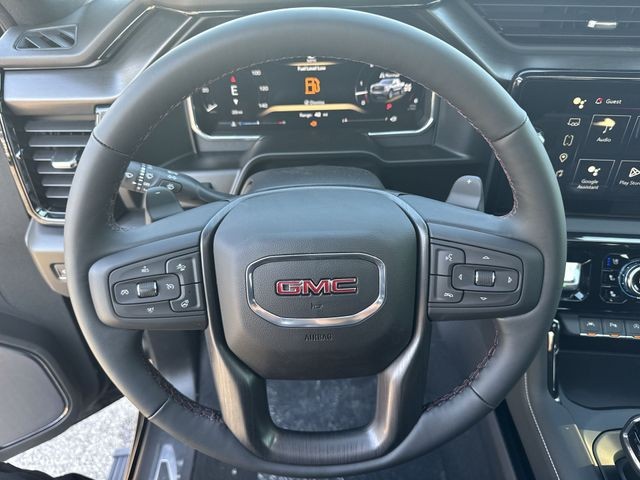 GMC Sierra 1500 Vehicle Full-screen Gallery Image 14