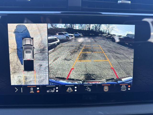 GMC Sierra 1500 Vehicle Full-screen Gallery Image 17