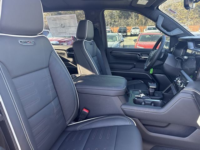 GMC Sierra 1500 Vehicle Full-screen Gallery Image 25