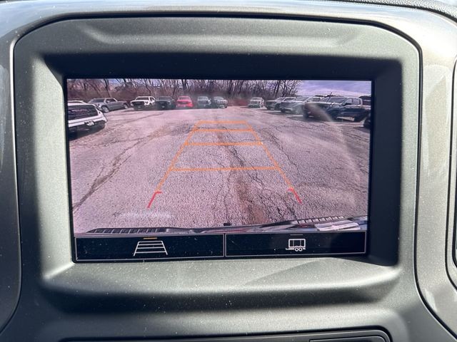 GMC Sierra 1500 Vehicle Full-screen Gallery Image 17