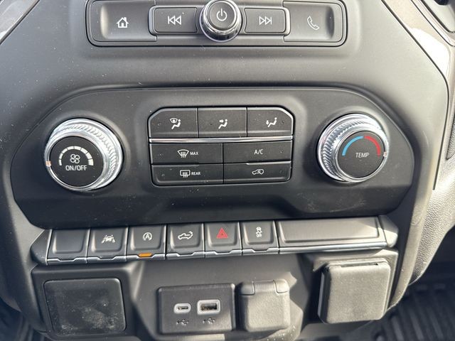 GMC Sierra 1500 Vehicle Full-screen Gallery Image 18