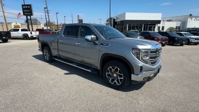 GMC Sierra 1500 Vehicle Full-screen Gallery Image 02