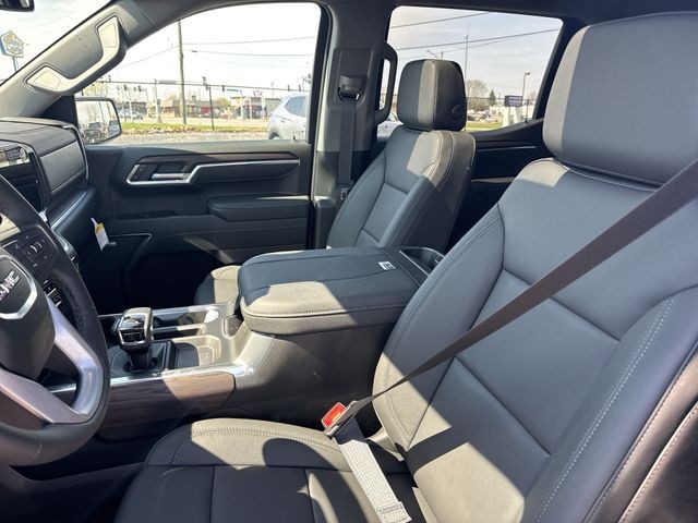 GMC Sierra 1500 Vehicle Full-screen Gallery Image 11