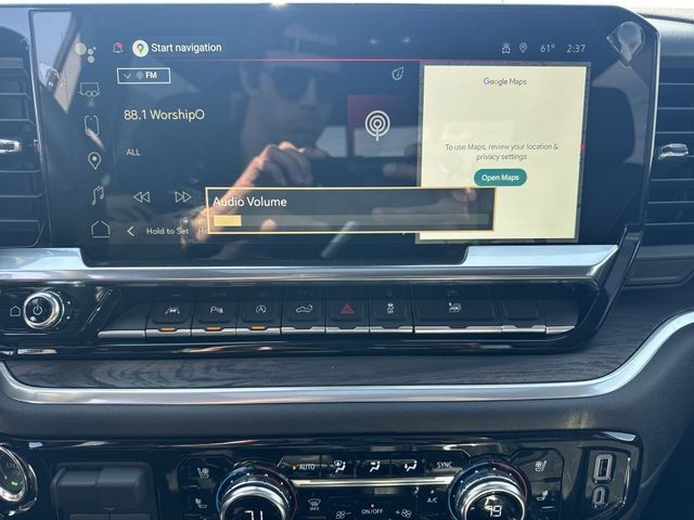 GMC Sierra 1500 Vehicle Full-screen Gallery Image 16