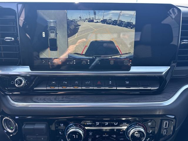 GMC Sierra 1500 Vehicle Full-screen Gallery Image 17