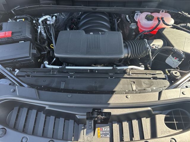 GMC Yukon XL Vehicle Full-screen Gallery Image 27