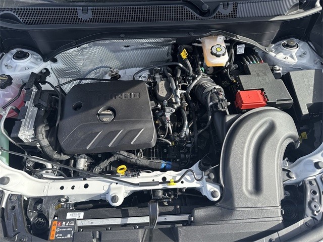 Buick Encore GX Vehicle Full-screen Gallery Image 24