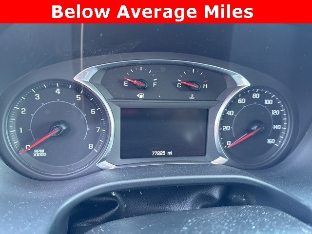 GMC Acadia Vehicle Full-screen Gallery Image 09