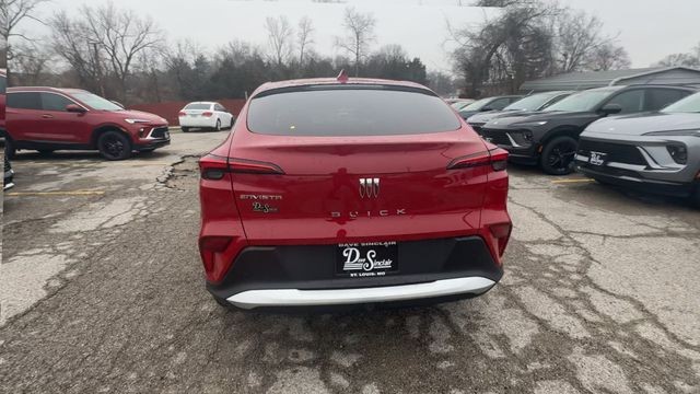 Buick Envista Vehicle Full-screen Gallery Image 07