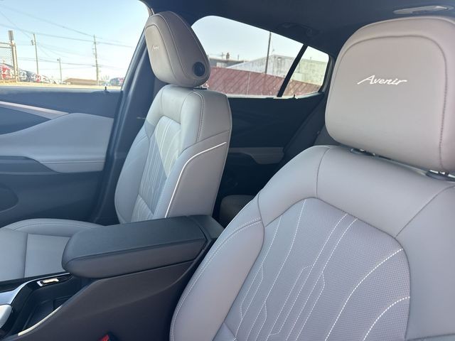 Buick Envista Vehicle Full-screen Gallery Image 11