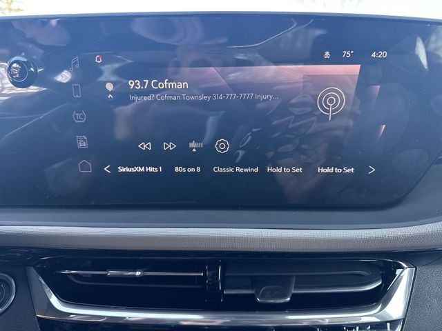 Buick Envista Vehicle Full-screen Gallery Image 16
