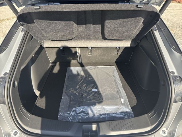 Buick Envista Vehicle Full-screen Gallery Image 23