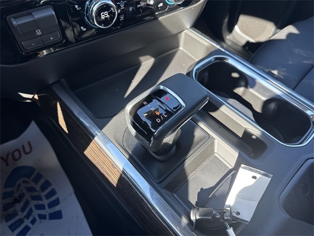 GMC Sierra 1500 Vehicle Full-screen Gallery Image 20