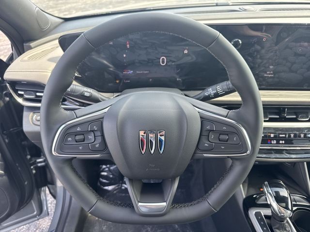 Buick Envista Vehicle Full-screen Gallery Image 14