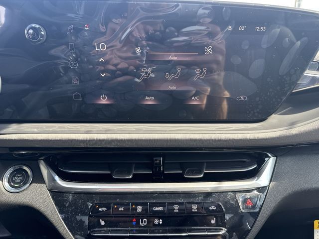 Buick Envista Vehicle Full-screen Gallery Image 18