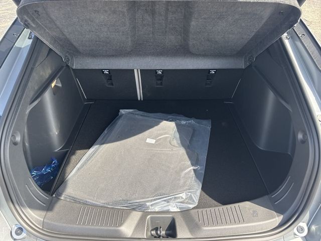 Buick Envista Vehicle Full-screen Gallery Image 23