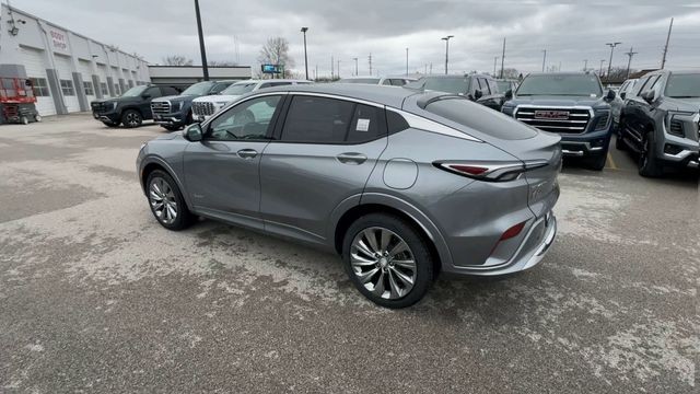 Buick Envista Vehicle Full-screen Gallery Image 06