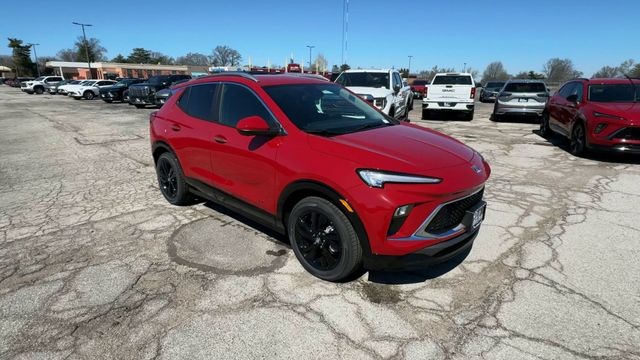 Buick Encore GX Vehicle Full-screen Gallery Image 02