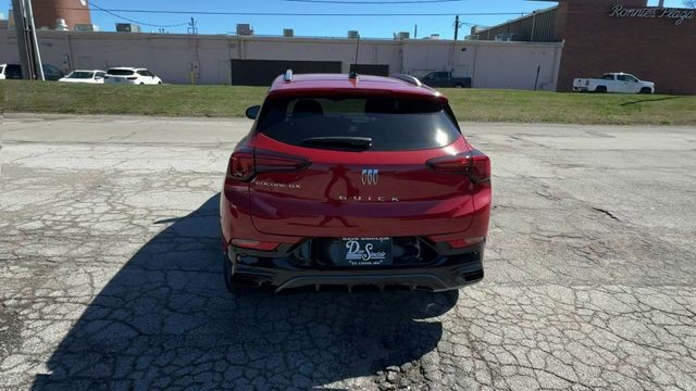 Buick Encore GX Vehicle Full-screen Gallery Image 07