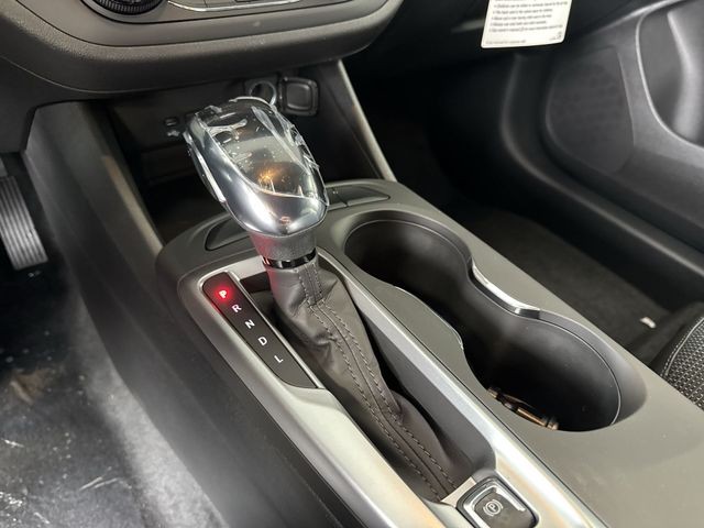 Buick Envista Vehicle Full-screen Gallery Image 19