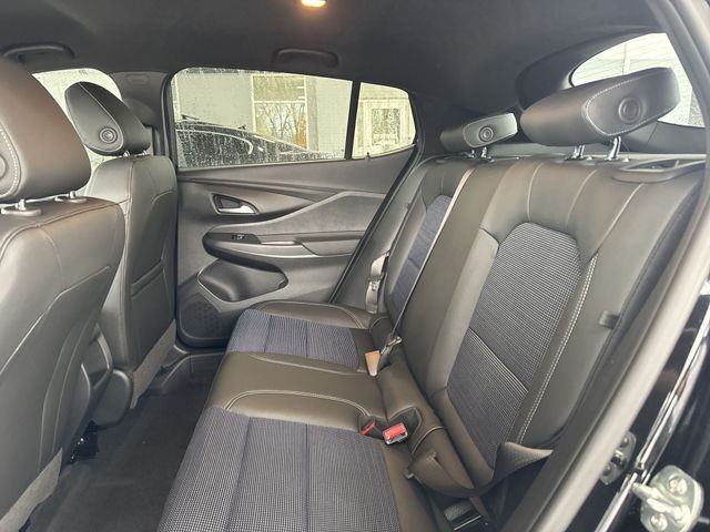 Buick Envista Vehicle Full-screen Gallery Image 21