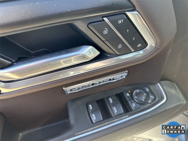 GMC Sierra 1500 Vehicle Full-screen Gallery Image 29