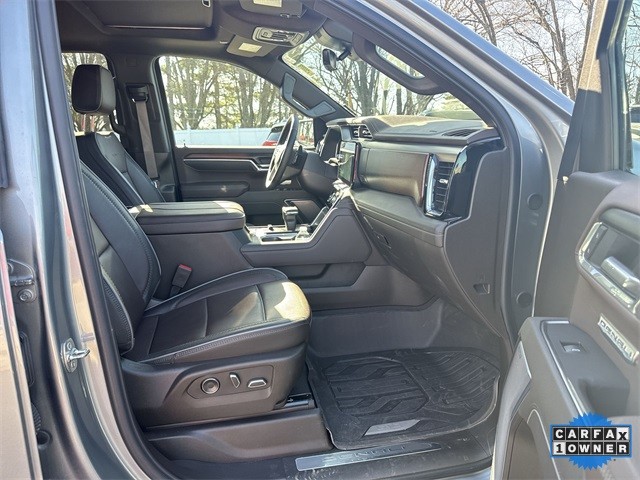 GMC Sierra 1500 Vehicle Full-screen Gallery Image 34