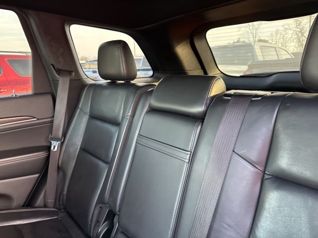 Jeep Grand Cherokee Vehicle Full-screen Gallery Image 06