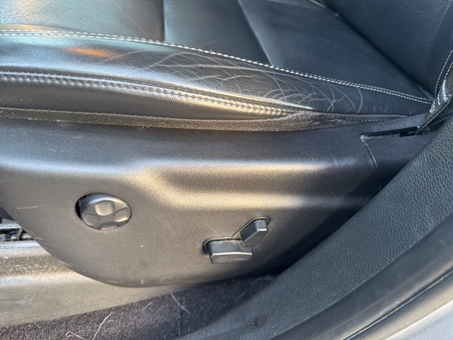 Jeep Grand Cherokee Vehicle Full-screen Gallery Image 18