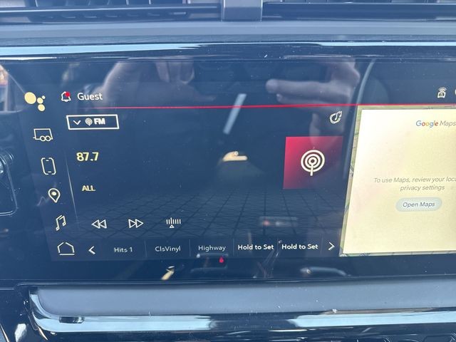 GMC Sierra 1500 Vehicle Full-screen Gallery Image 16