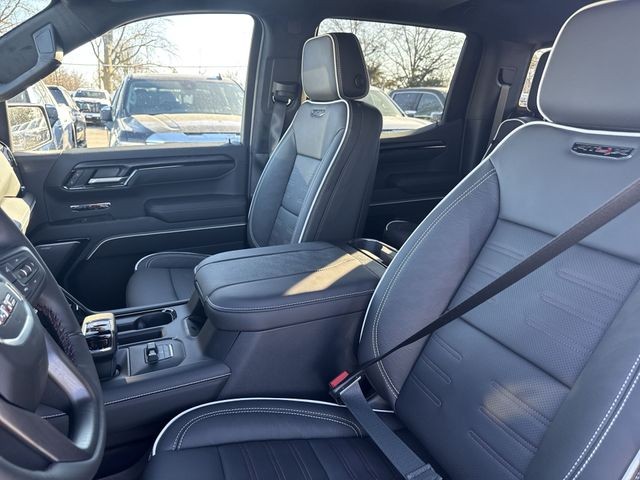 GMC Sierra 1500 Vehicle Full-screen Gallery Image 11