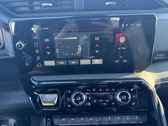 GMC Sierra 1500 Vehicle Full-screen Gallery Image 19