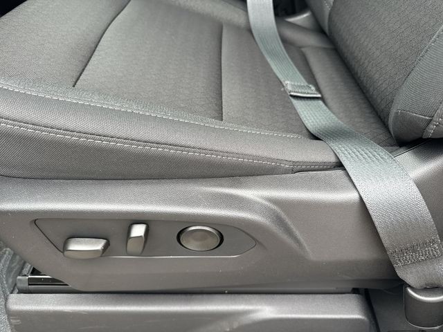 GMC Sierra 1500 Vehicle Full-screen Gallery Image 12