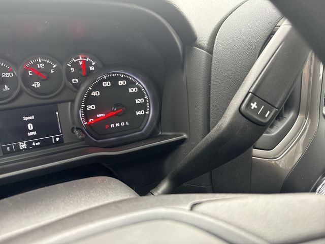 GMC Sierra 1500 Vehicle Full-screen Gallery Image 19