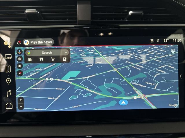 GMC Sierra 1500 Vehicle Full-screen Gallery Image 18