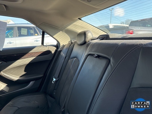 Cadillac CTS Sedan Vehicle Full-screen Gallery Image 04