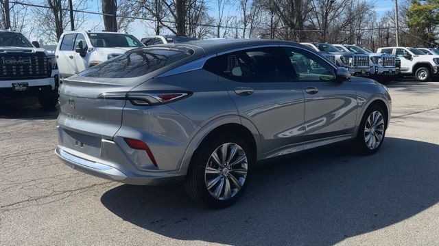 Buick Envista Vehicle Full-screen Gallery Image 08